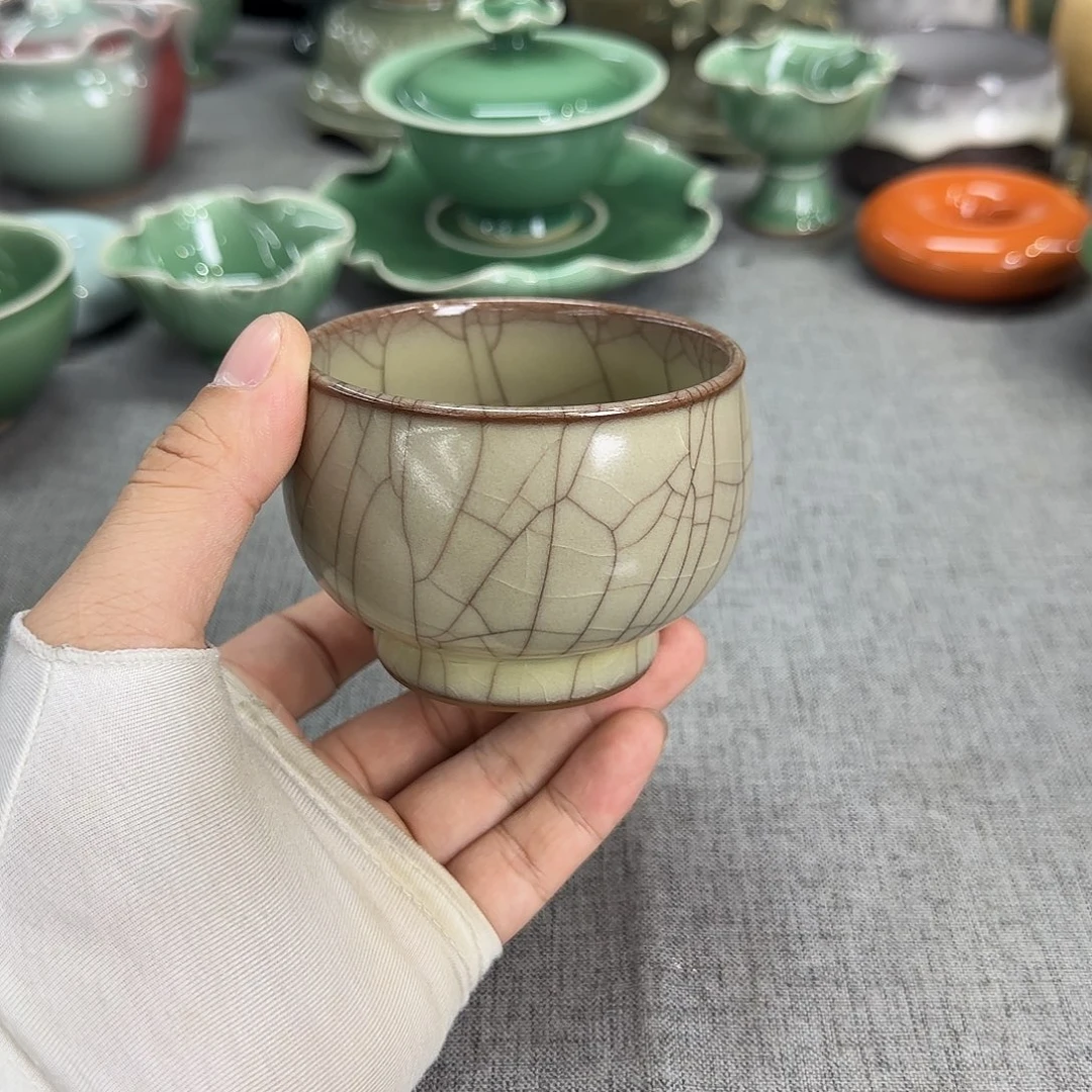 茶器黄先生 正在放福利