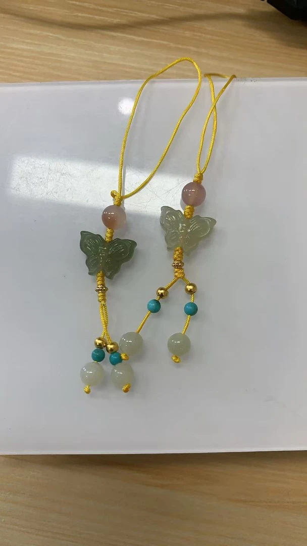 和田玉蝴蝶手机挂TZ823多样性发一