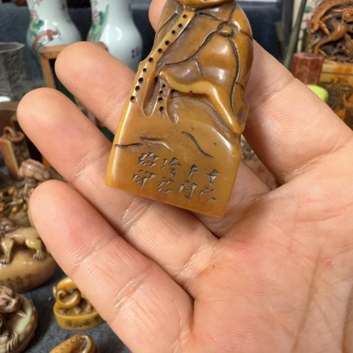 石材南****俑印章漂亮手工制作