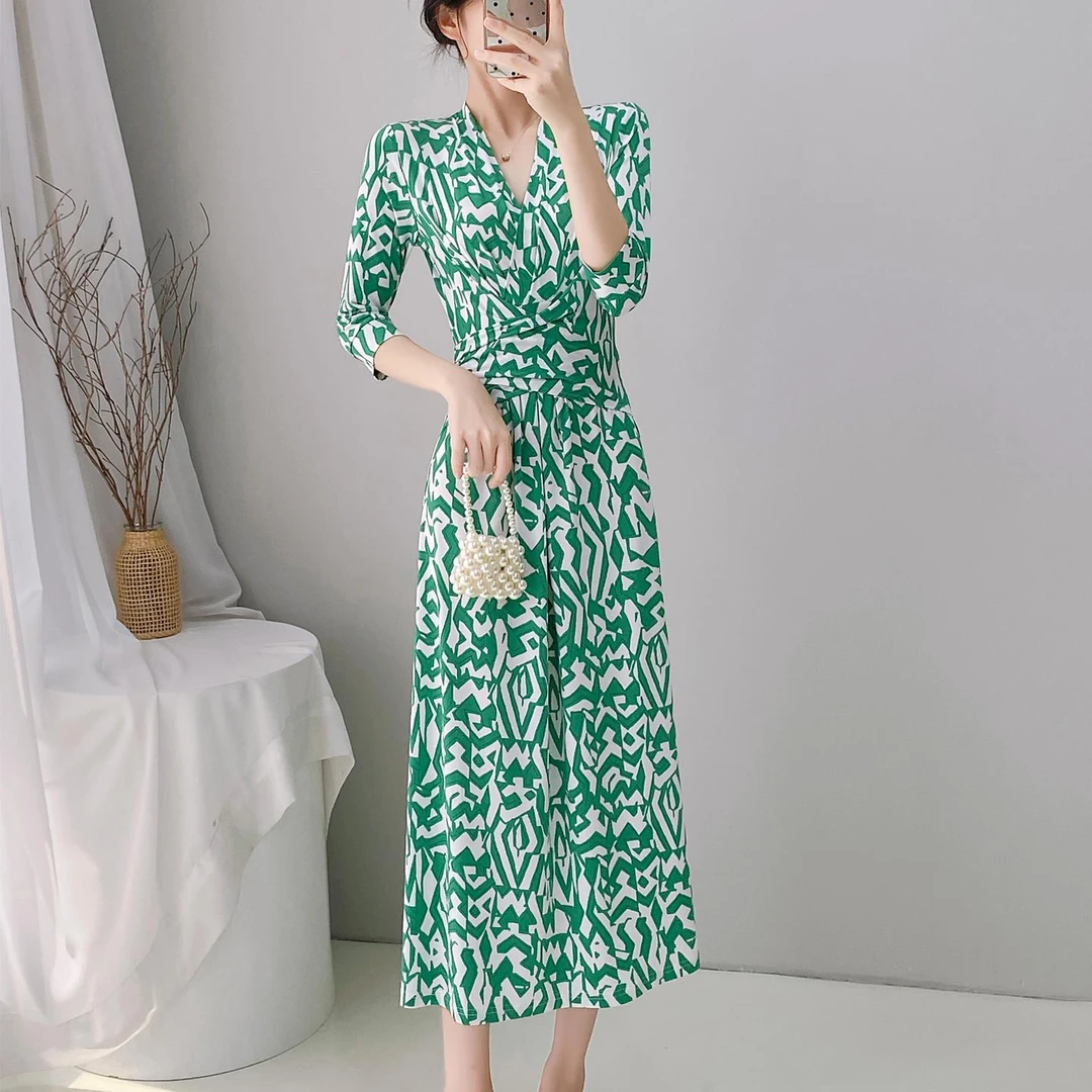 PGDVF连衣裙爆款显瘦裙子法式修身裹身裙E25052绿色几何套头长款