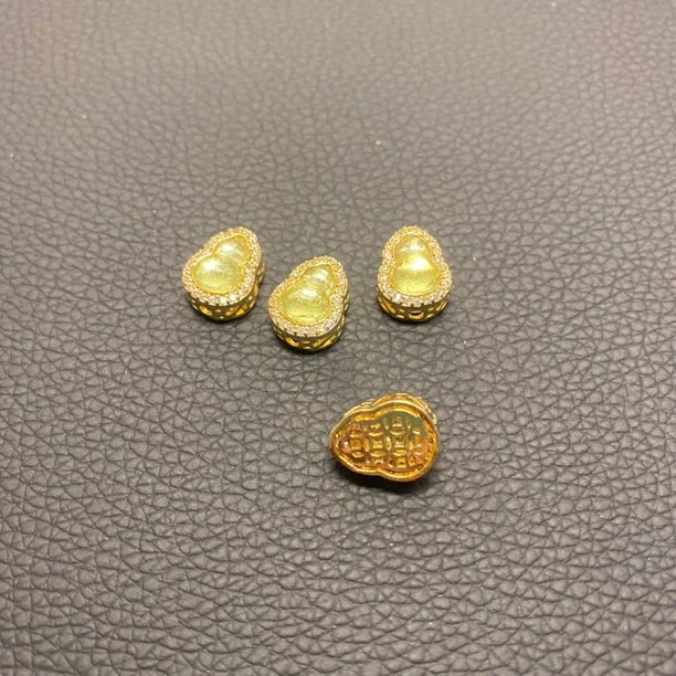 【溢美优选】158葫芦镶嵌通孔百搭DIY饰品2个