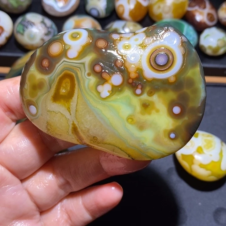 未镶嵌玛瑙/玉髓珠宝半成品101