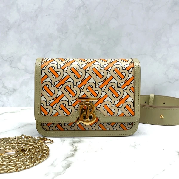 95新/博柏利/妃鱼/单肩包/市场价20000/250218LT0025