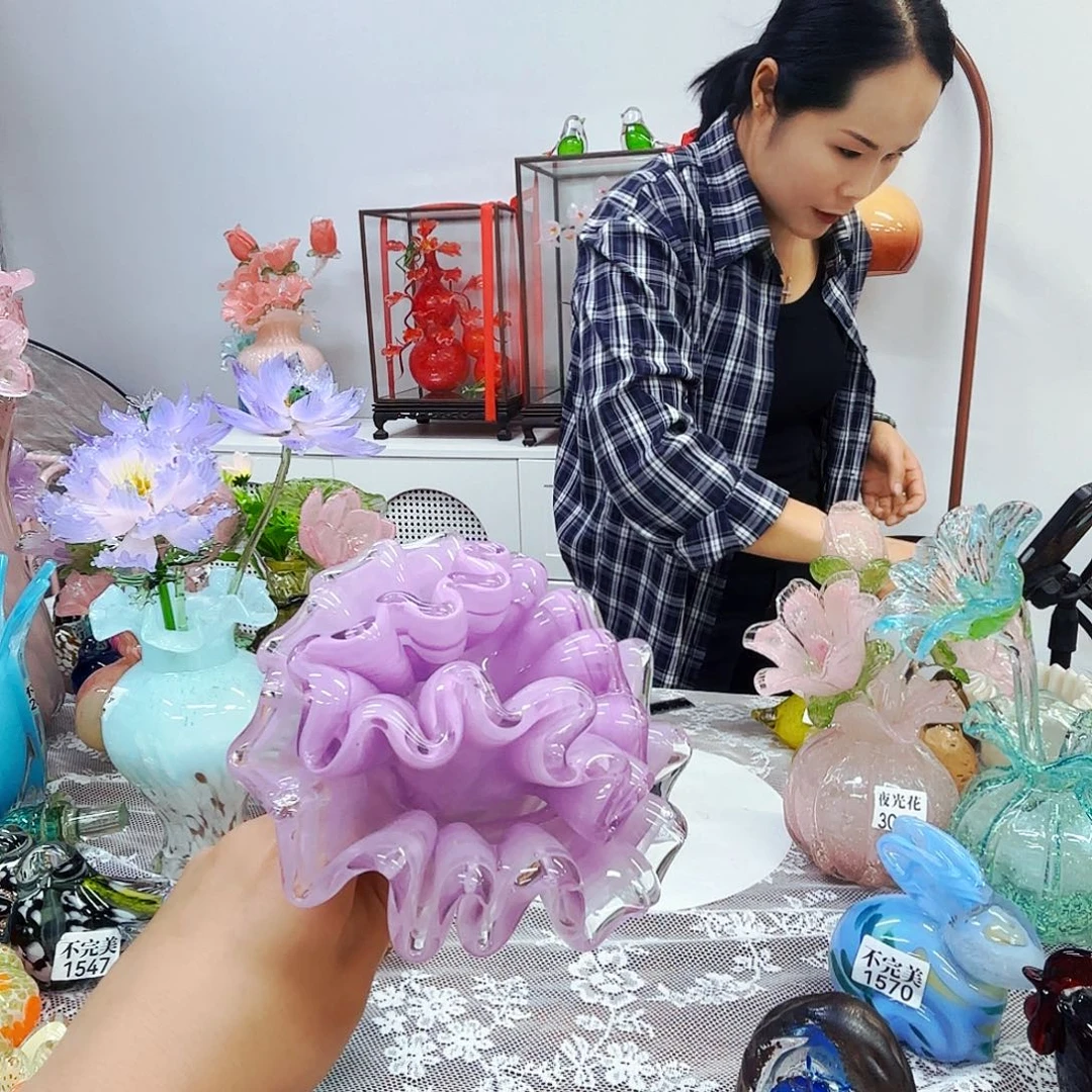 3朵康乃馨安妮琉璃摆件
