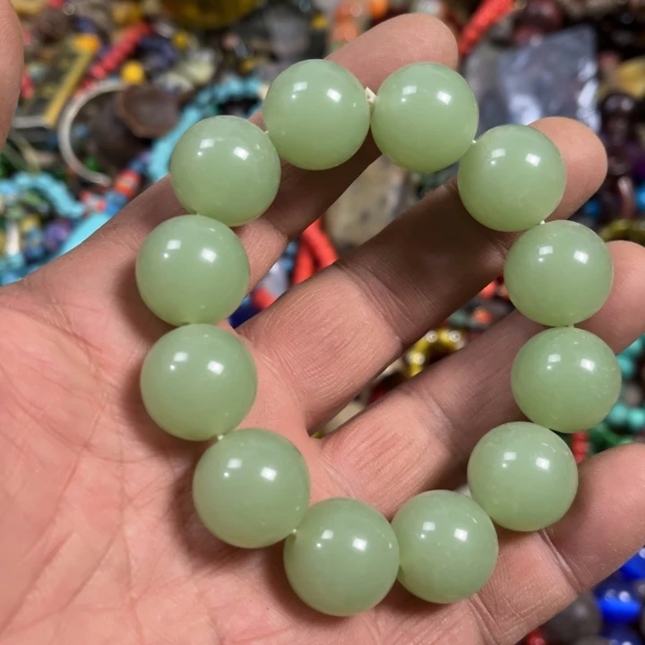 未镶嵌和田玉（糖玉）挂件