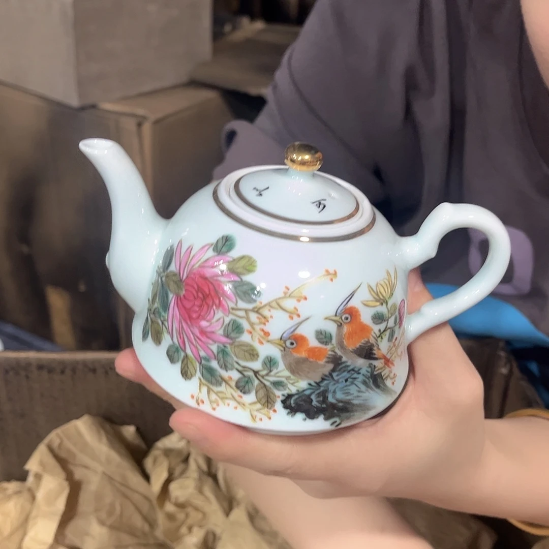 摆件//////景德镇陶瓷学院。