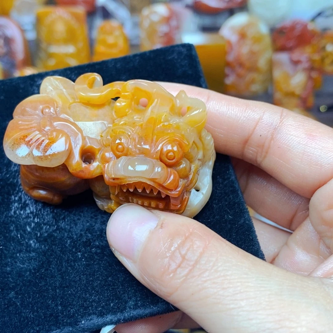 石英质玉（黄龙玉）未镶嵌吊坠(不含链)