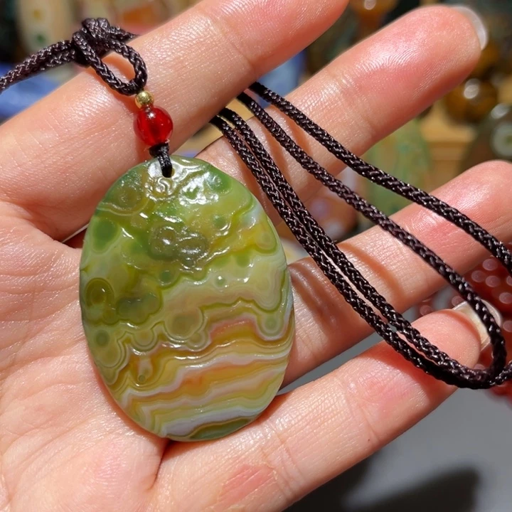 玛瑙/玉髓未镶嵌颈饰