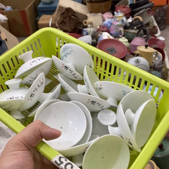 陶瓷艺术品及陶瓷壶壶