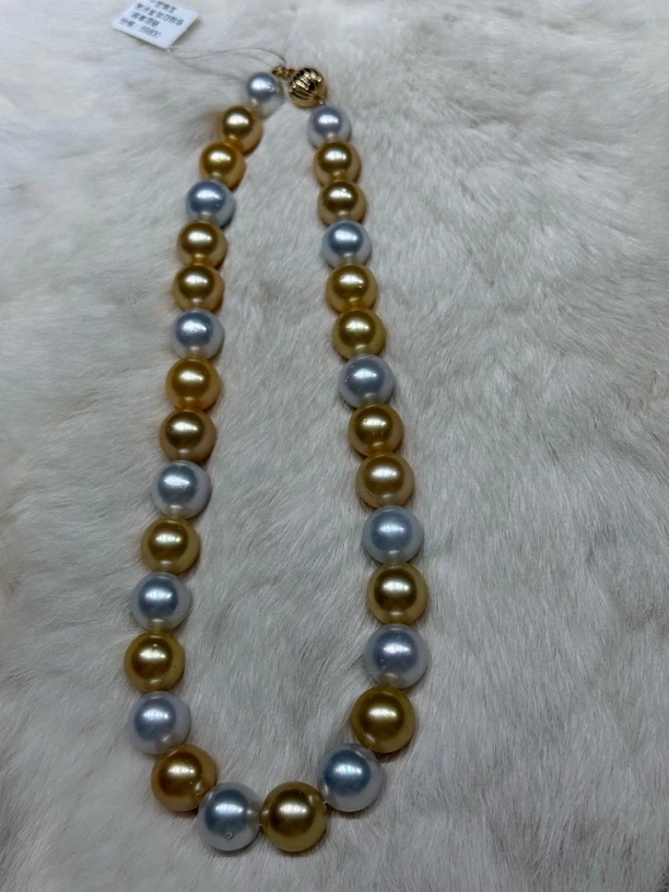 南洋金珠+澳白珍珠满串，强光正圆大点位，豪华满串
