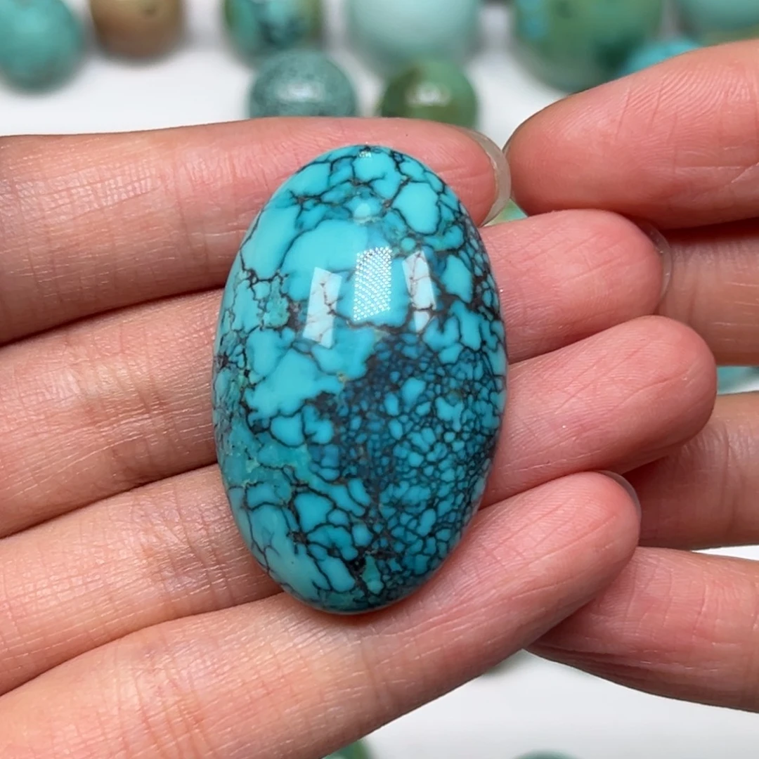 未镶嵌绿松石珠宝奇石