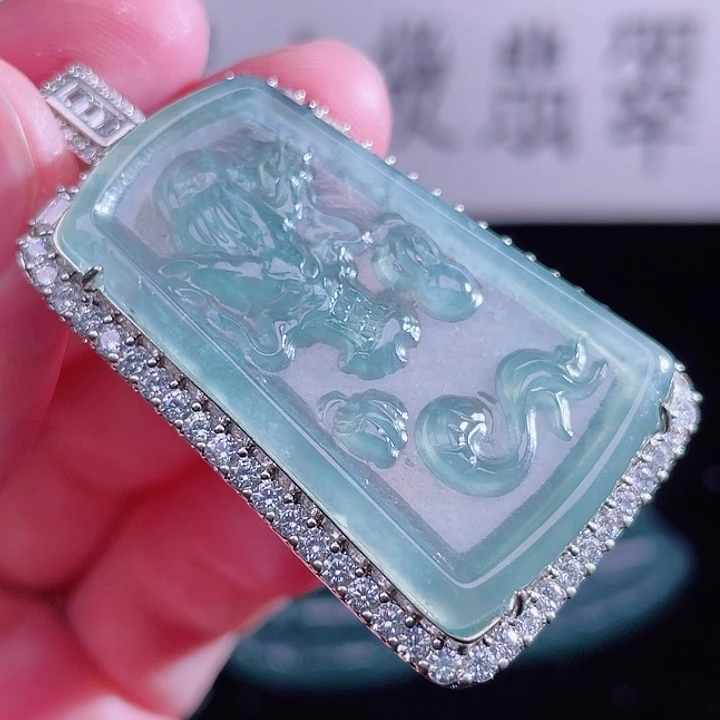 翡翠未镶嵌颈饰99999999999