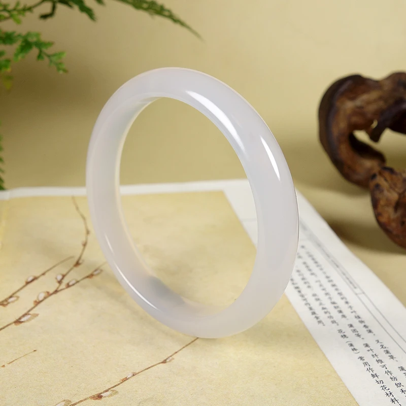 玉夫人《白月光》高冰玉髓正圈手镯（约11-12mm）（多样性发一）