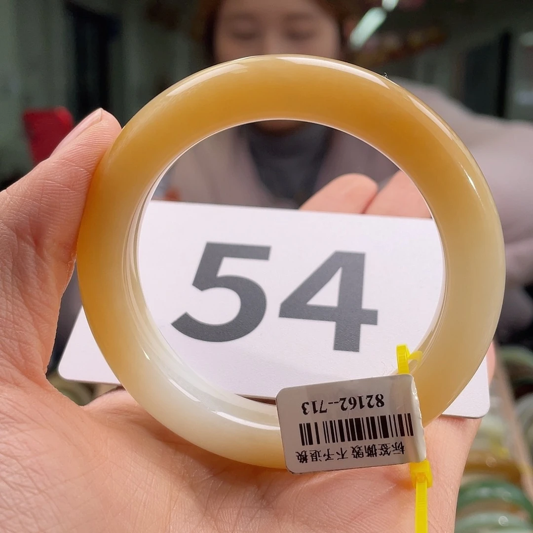 和田玉手镯未镶嵌小***光