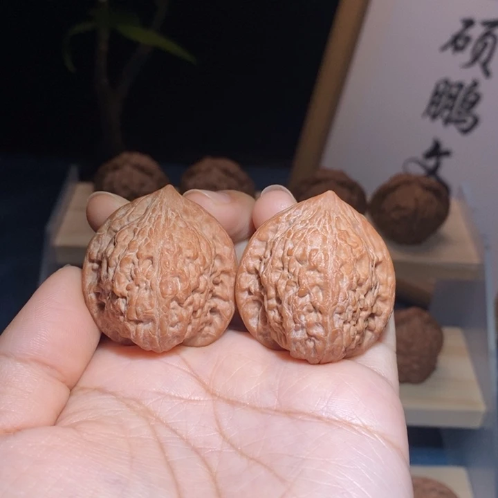 文玩核桃吊坠七步沟