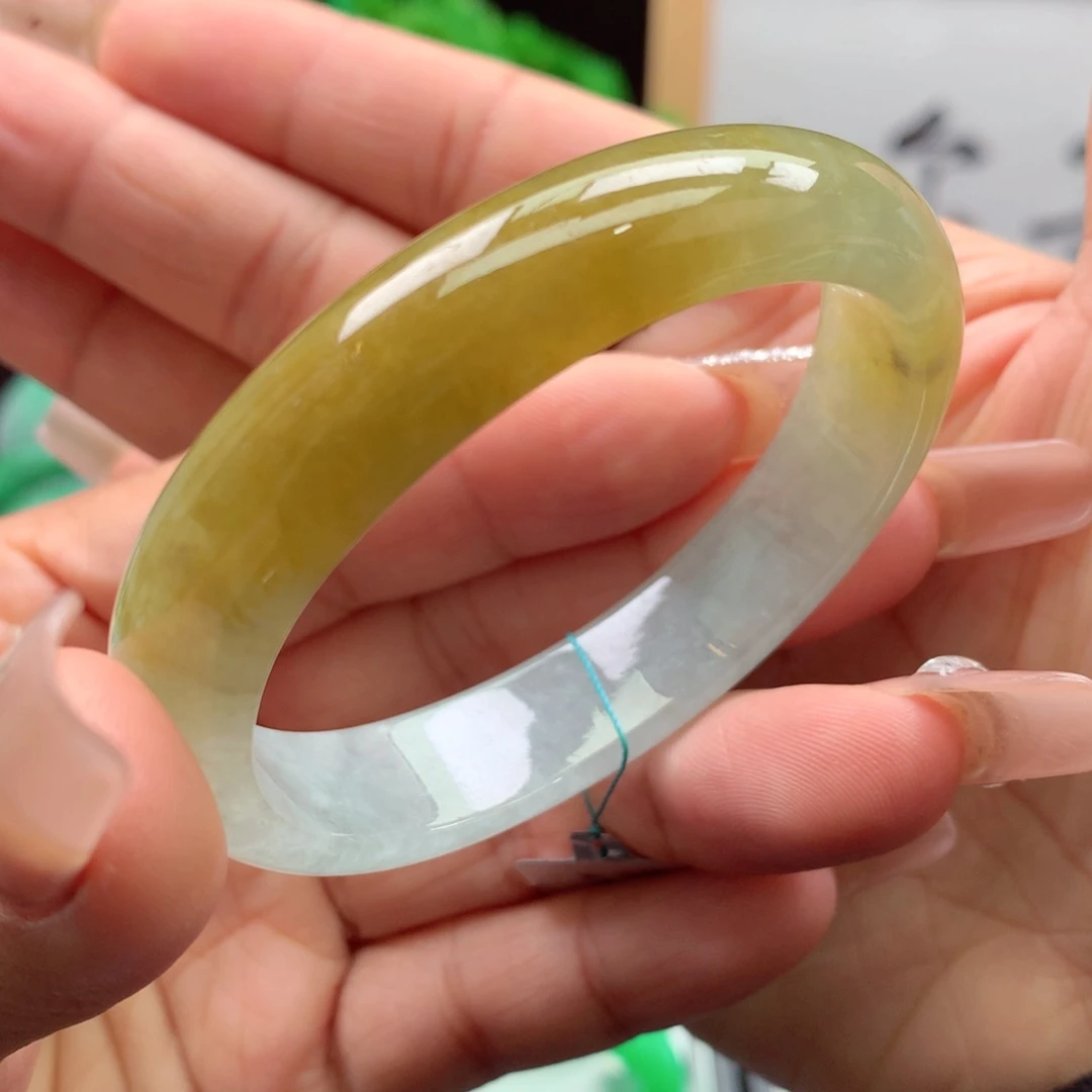 未镶嵌手镯翡翠缅甸