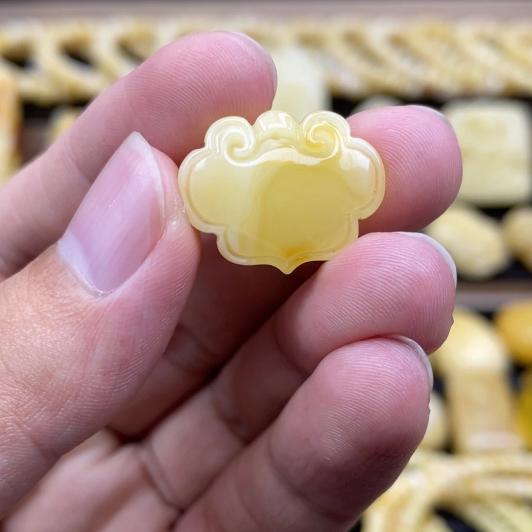 裸石琥珀未镶嵌琥珀蜜蜡