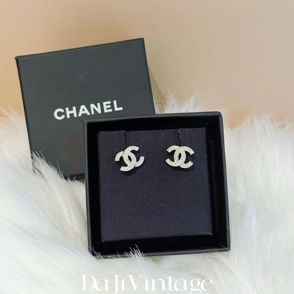 大吉中古/Chanel香奈儿银色镶钻双c耳钉