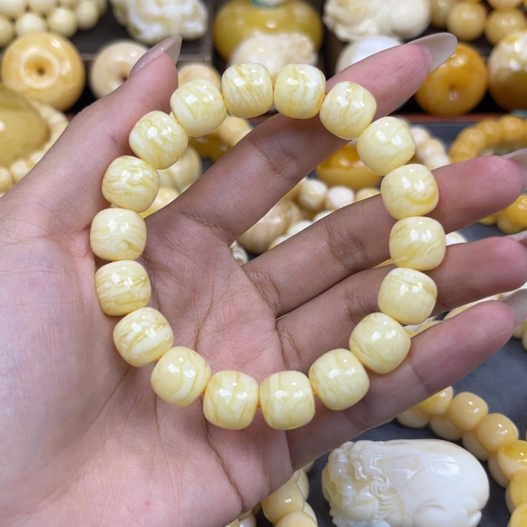 琥珀未镶嵌手串……