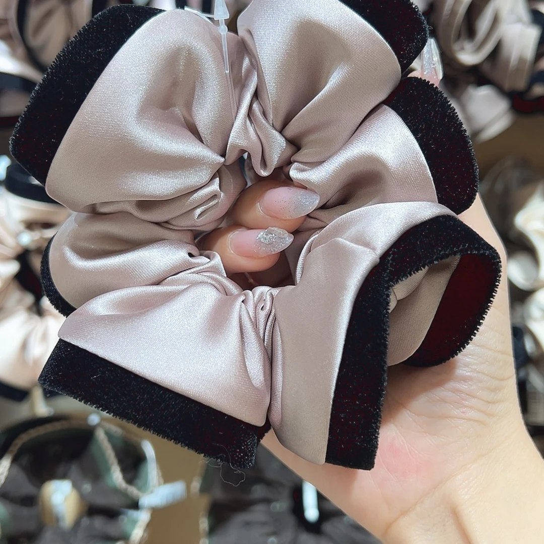 皮质铁合金粉色黑边发圈