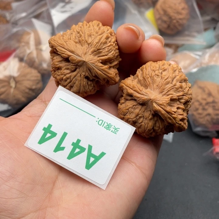 文玩核桃吊坠核桃