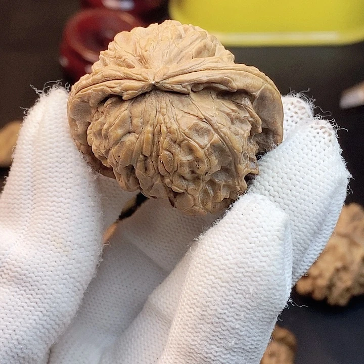 文玩核桃吊坠W****J瑕疵单只不退不换