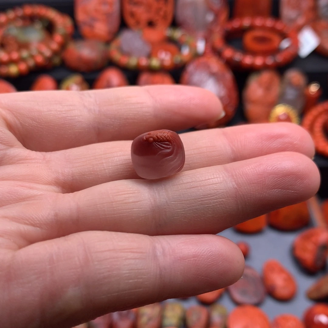南红玛瑙鱼珠未镶嵌?****?