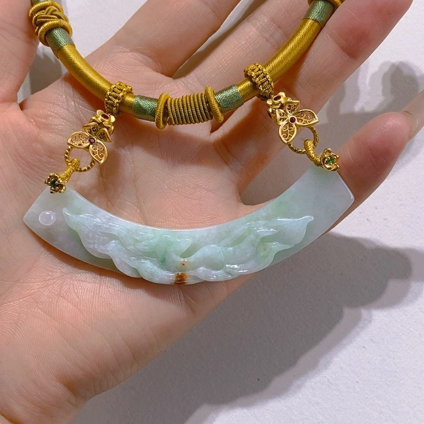 【闪购商品】翡翠未镶嵌颈饰