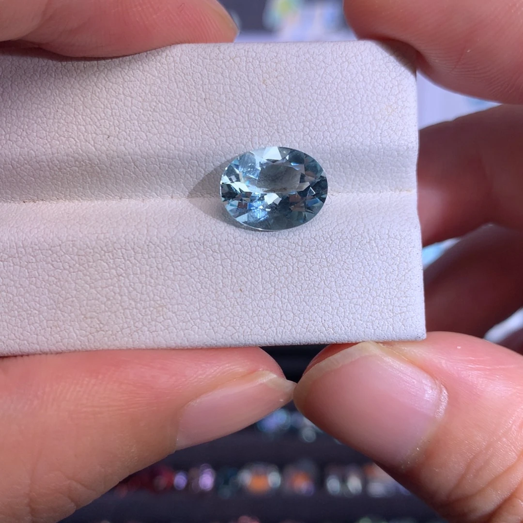 笔搁海蓝宝石未镶嵌2.775ct