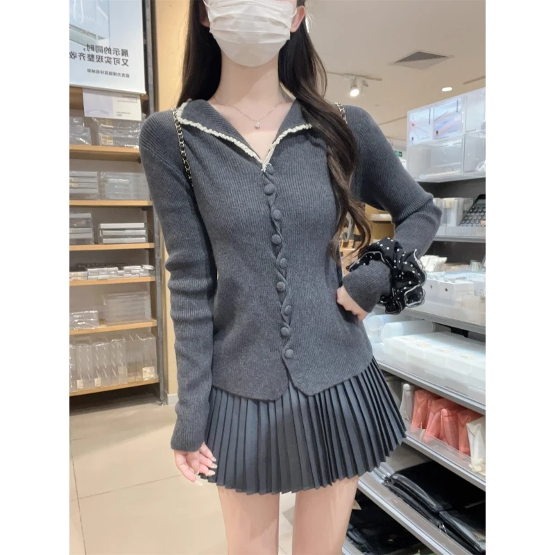 新品美拉德复古设计感交叉单排扣针织衫早秋蕾丝边拼接翻领上衣女