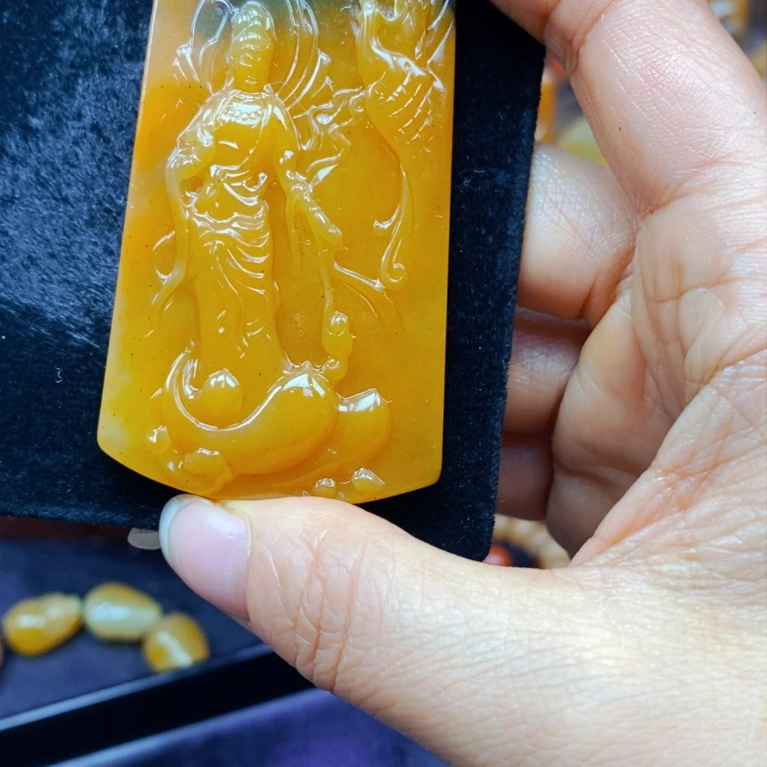 未镶嵌石英质玉（黄龙玉）吊坠(不含链)