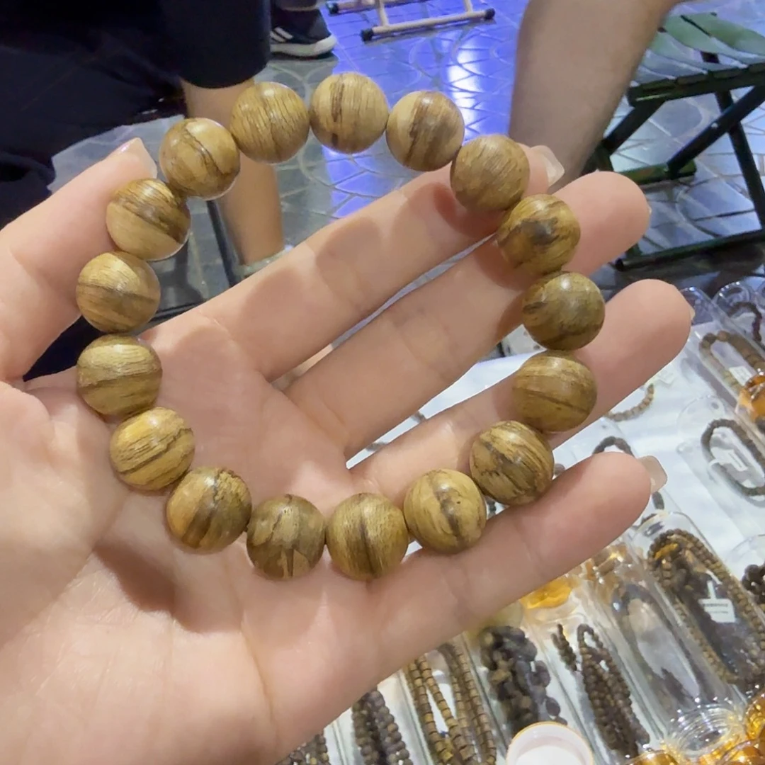 沉香手串沉香手串13mm