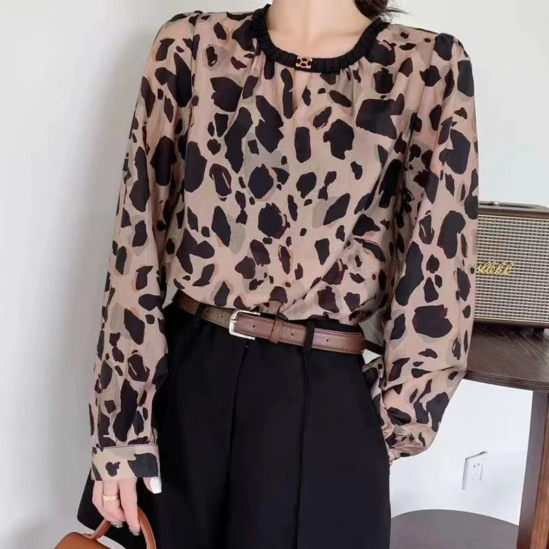 春季上新~时尚豹纹设计款衬衣 S9030