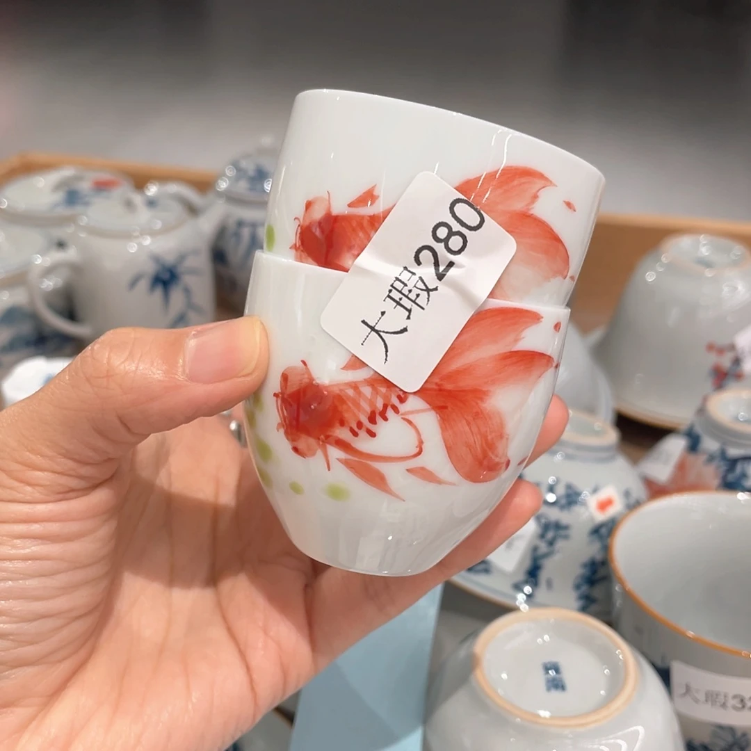 釉下彩纯手绘有瑕