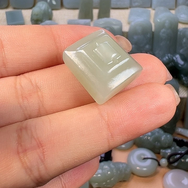 和田玉未镶嵌包链