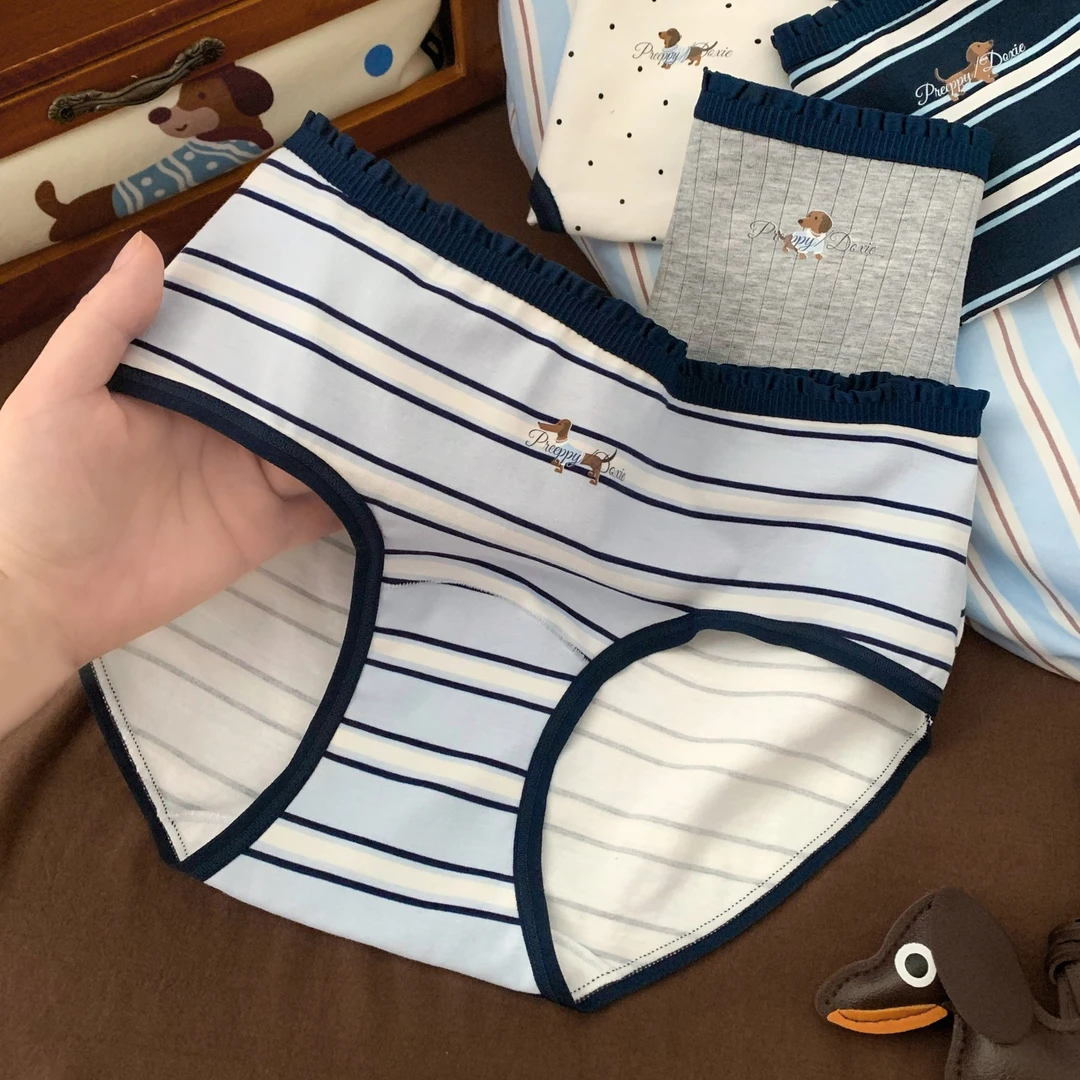 学院萌犬~女生可爱高级内裤女2025新款高颜值纯棉中腰女士三角裤