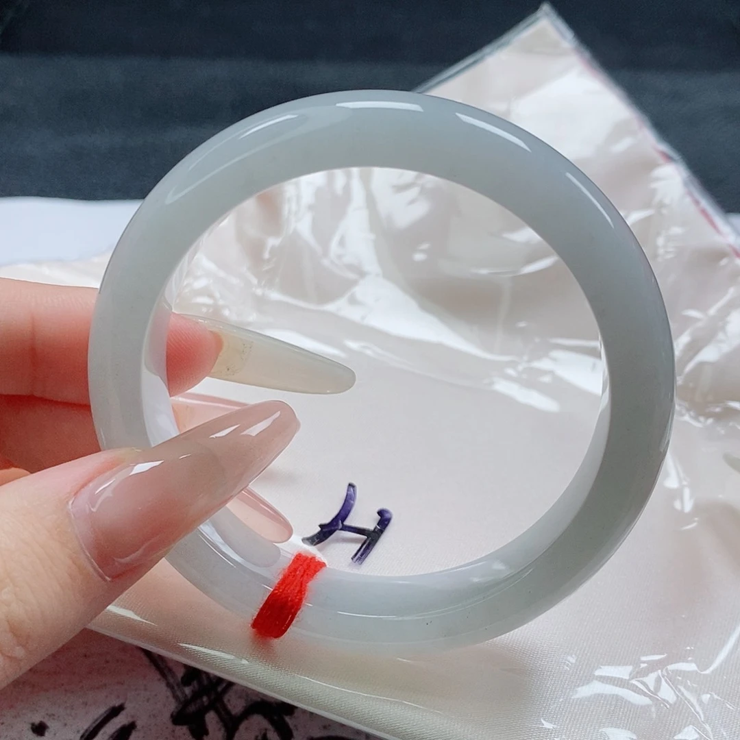 【闪购商品】未镶嵌手镯翡翠L****?500号