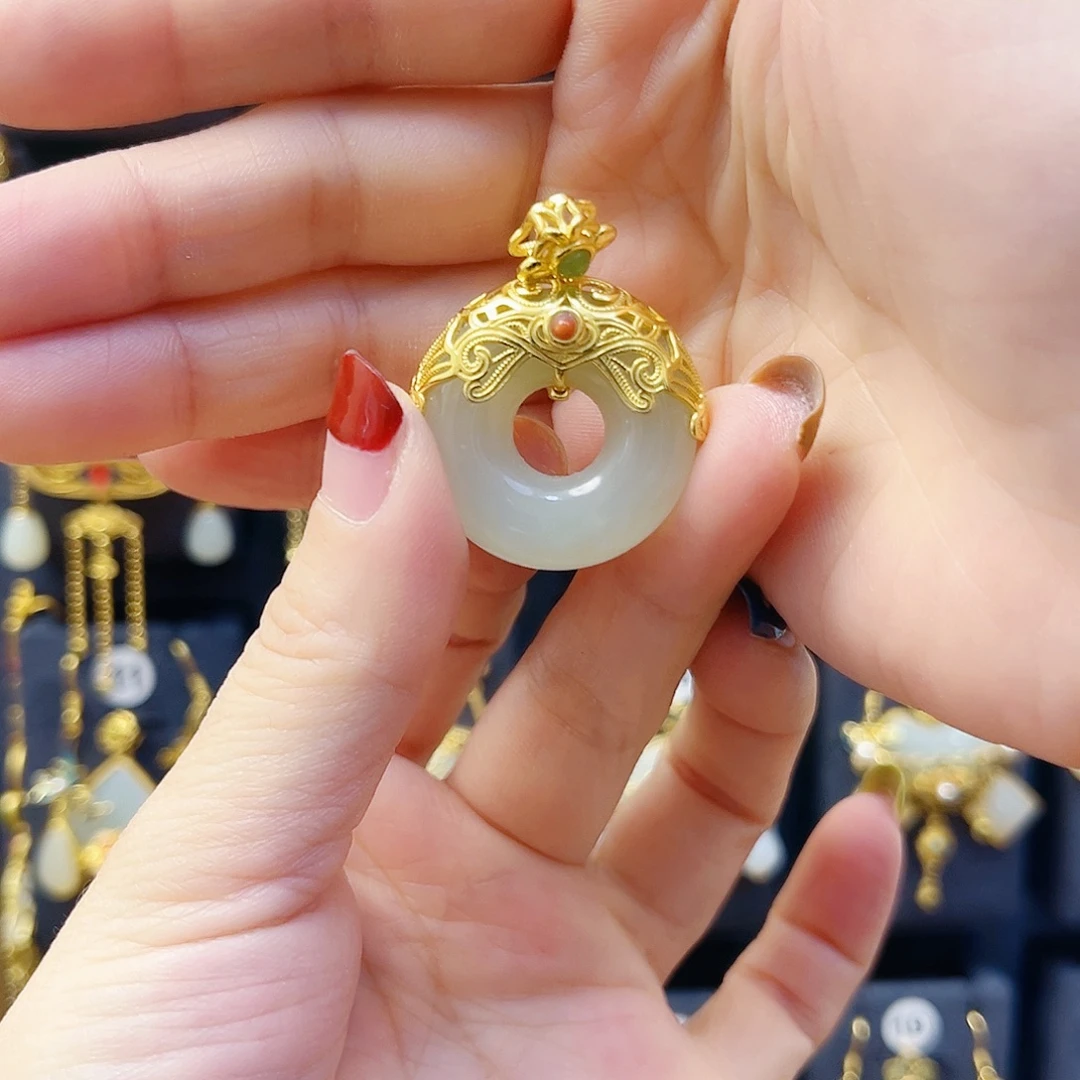 和田玉银S925镀金镶嵌颈饰