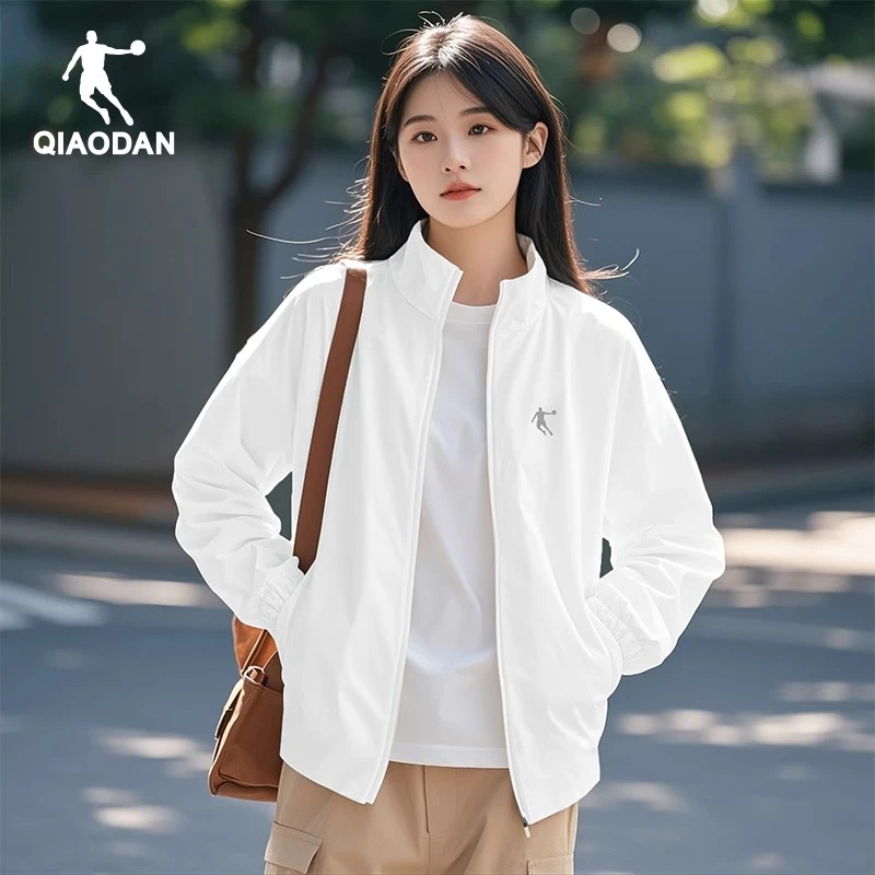 乔丹风衣外套女秋季新款薄款白色双层防水户外夹克休闲运动上衣女