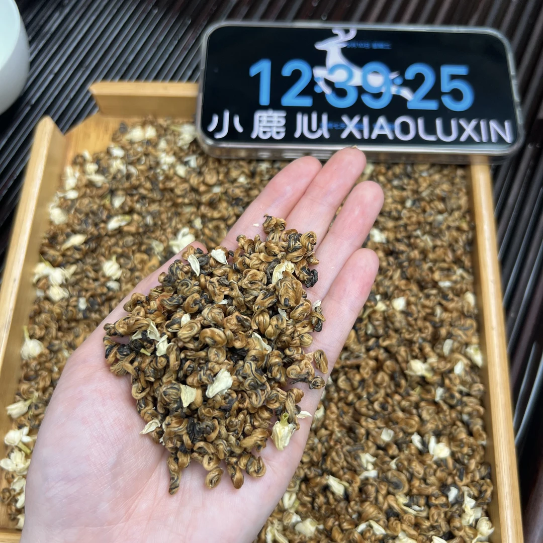 茉莉手工奶螺  ② 小鹿收茶 头春头采 茉莉红茶 云南滇红  9月10/2