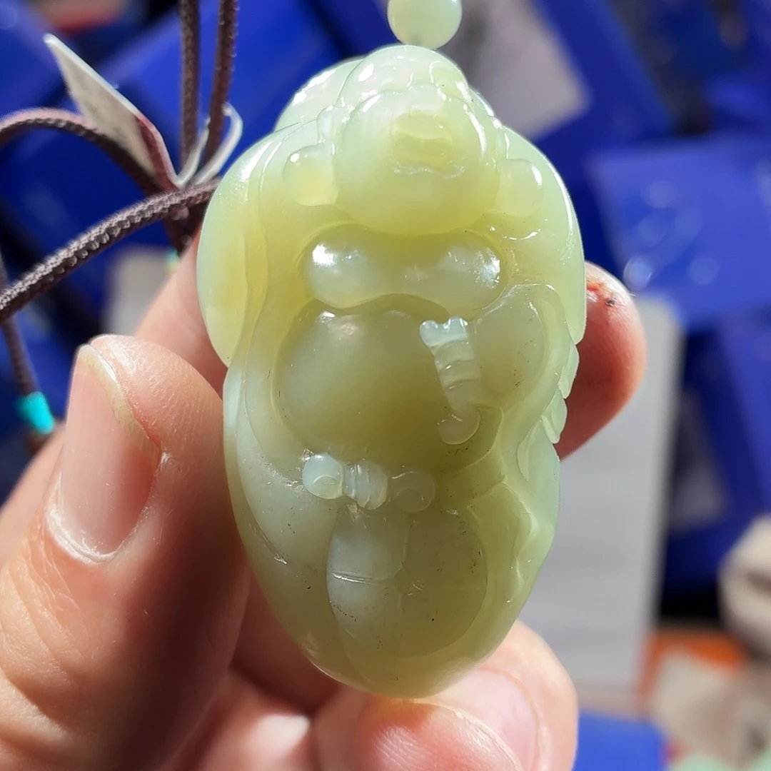 和田玉（糖玉）未镶嵌颈饰