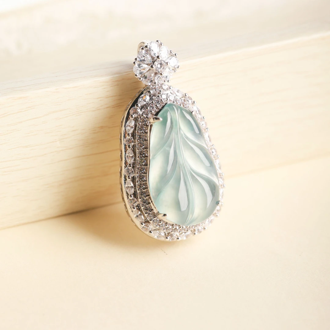 天然A货翡翠叶子吊坠*gyl/215/多样性发/1件