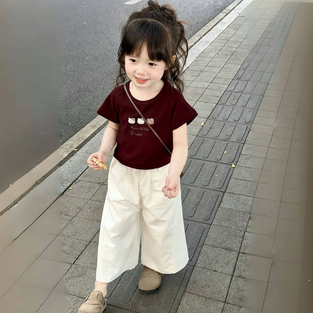 女童套装夏装2025新款韩系酒红色KT猫咪T恤白色直筒分割裤两件套
