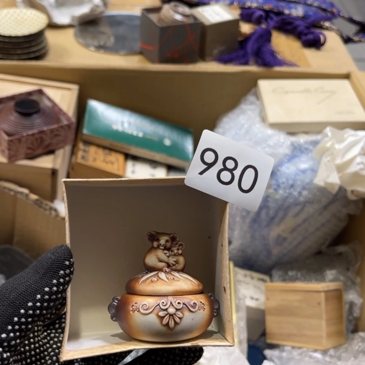 ****行中古物品默认微瑕不退不换