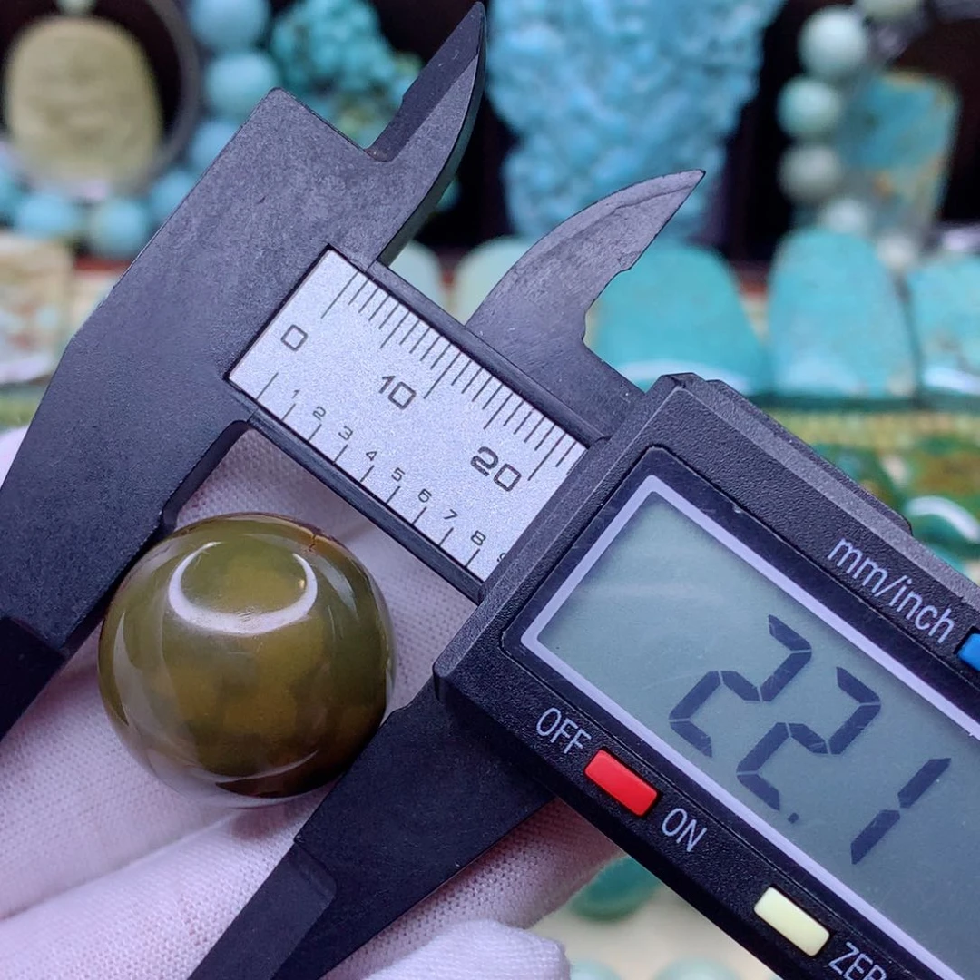 绿松石颈饰未镶嵌