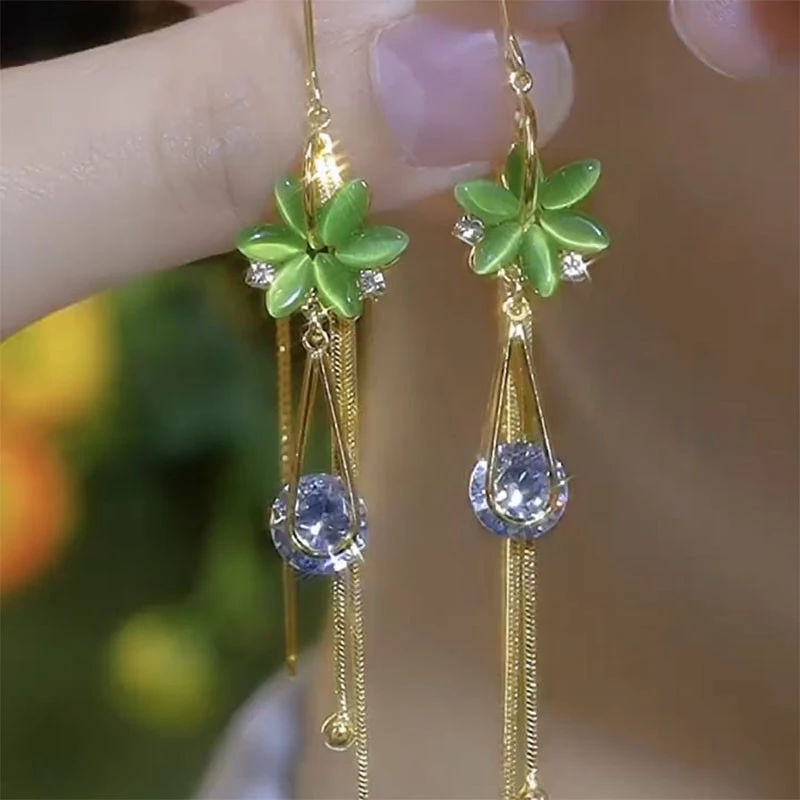 气质小众绿色花朵水滴长款流苏耳环高级感耳钉新款爆款耳饰女