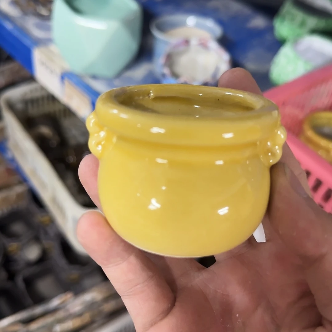 福利局库存尾单·有孔花盆当天满9元发9040