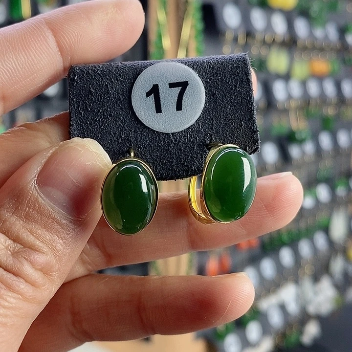 和田玉耳饰18K金镶嵌耳饰