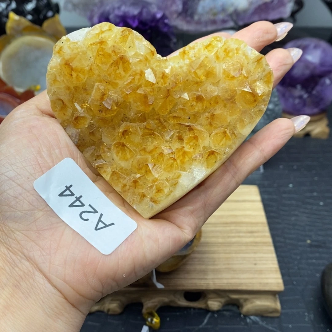 未镶嵌大型摆件（非配饰）水晶