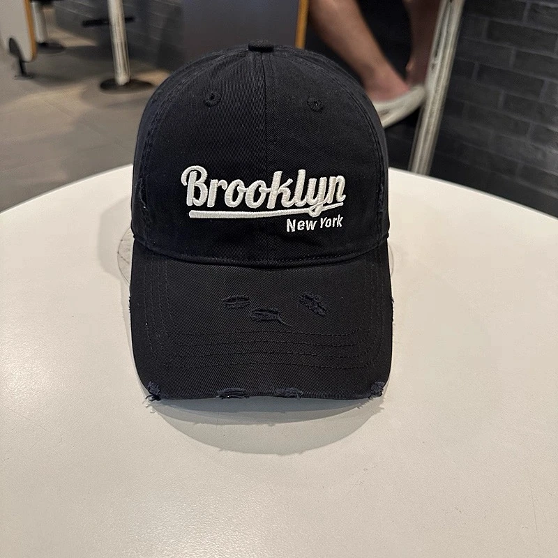 米娜家BTOOK立体字母破洞休闲百搭棒球帽